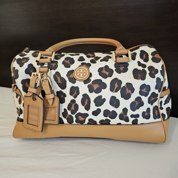 Tory Burch Handbags - Tory Burch Leopard Print Bag in Tan and Black